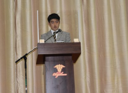 沖学園生徒会長　2年2組 普通科進学コース　山川勇之介君