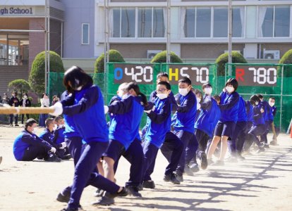 手袋を着用して競技を行いました。
