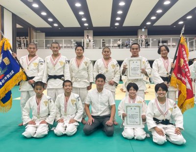 福岡市中学校柔道大会において男女団体戦で２年連続優勝、個人戦でも多くの選手が入賞しました！